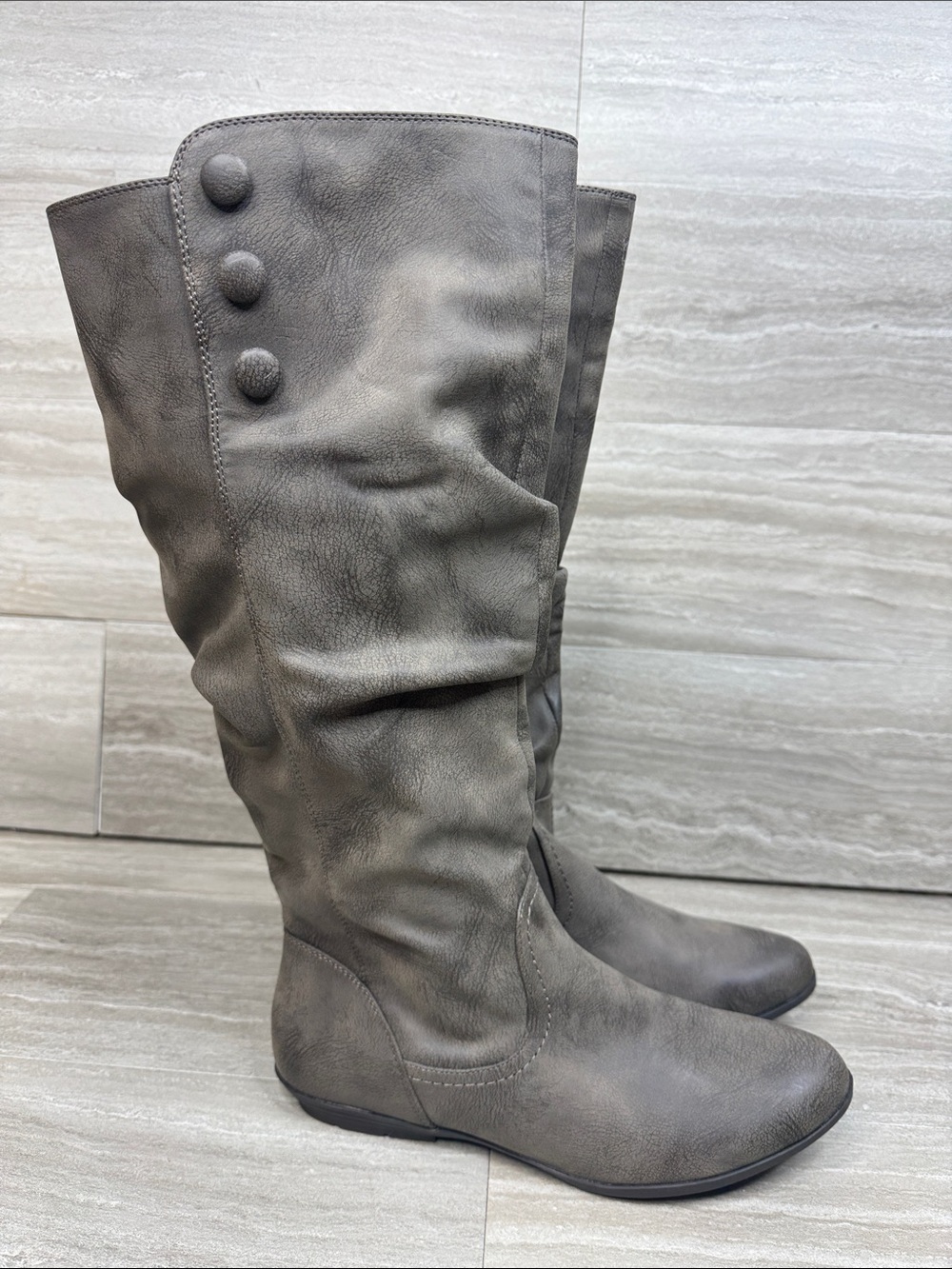 Cliffs by White Mountain Vegan Leather Slouchy Knee-High Boots Womens Size 7